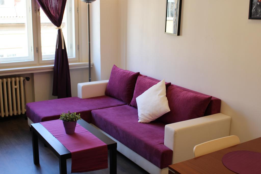 Go Native Prague Apartment — Photos 2